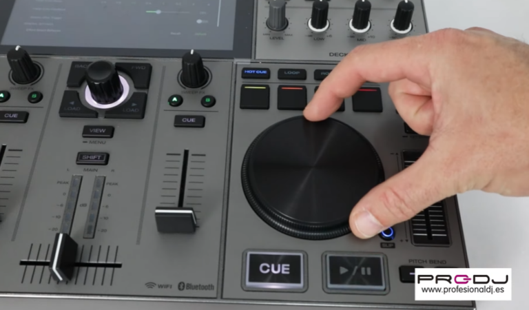 Denon DJ PRIME GO+: Unboxing & Review