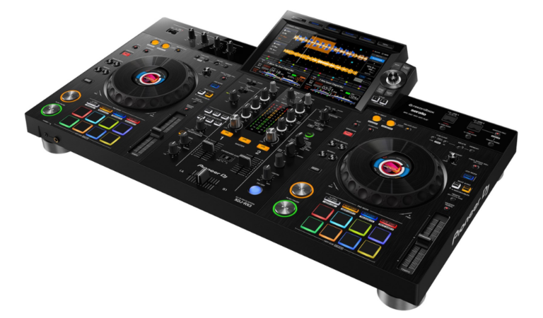 Denon DJ Prime 4+ vs Pioneer XDJ-RX3: ¿Cuál es mejor?